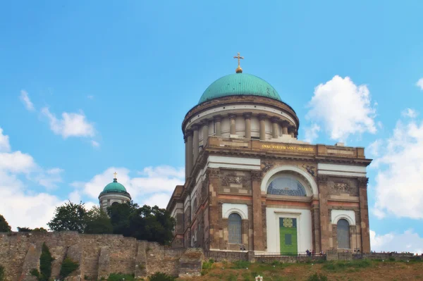 Weergave van een basiliek van esztergom, Hongarije — Stockfoto