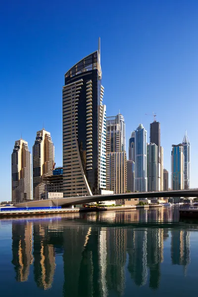 Een uitzicht op dubai marina en jbr — Stockfoto