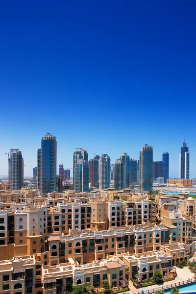 Downtown Dubai is a popular and expensive real estate neighborhood — Stock Photo, Image