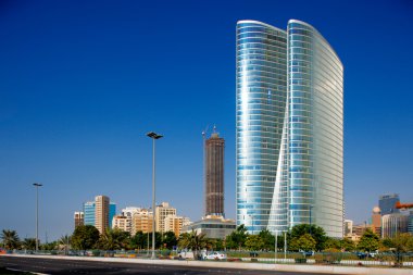 abu Dabi güzel eğrisel mimarisi