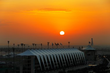 yas Island, abu dhabi üzerinde gündoğumu