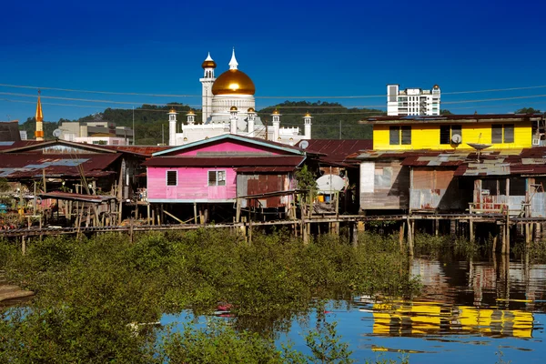 Híres víz village, Brunei fővárosa — Stock Fotó