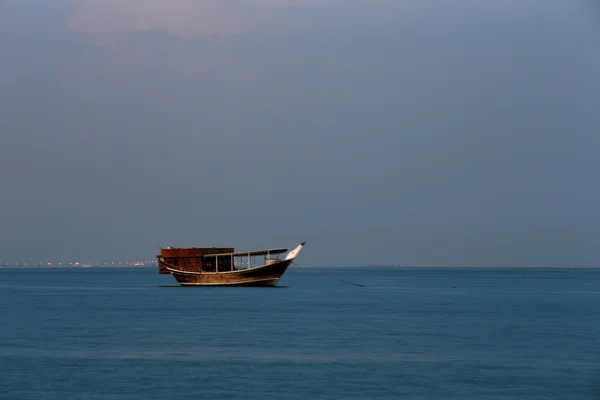 Moyen-Orient : Le voilier traditionnel est appelé le Dhow — Photo