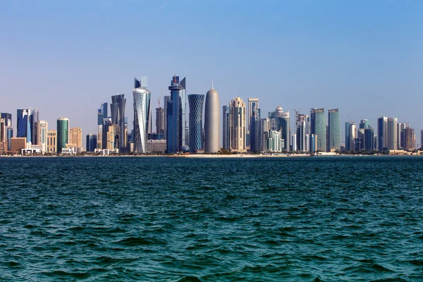 El horizonte de la ciudad de West Bay de Doha, Qatar —  Fotos de Stock