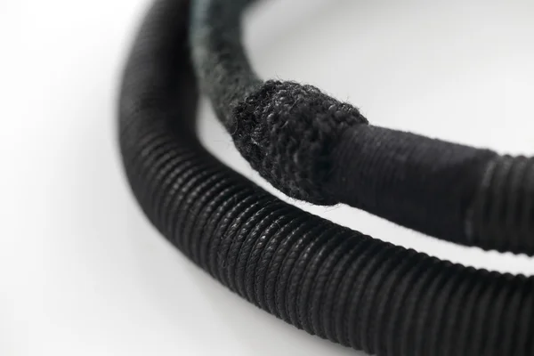 El ágalo es un cordón negro doblado, usado en la cabeza generalmente por los hombres árabes — Foto de Stock