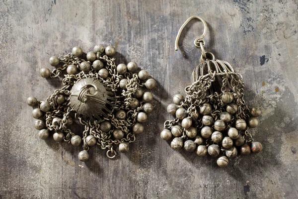 Tradycyjnej biżuterii srebrnej z południowej Półwyspu Arabskiego — Zdjęcie stockowe