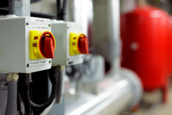 Salas de instalaciones mecánicas y eléctricas — Foto de Stock