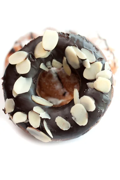 Donut de chocolate isolado em branco — Fotografia de Stock