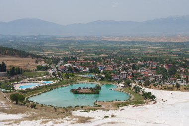 Pamukkale, ile Traverten teraslar bir Üstten Görünüm