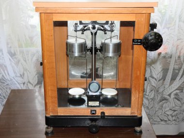 örnek laboratuvar Terazi.