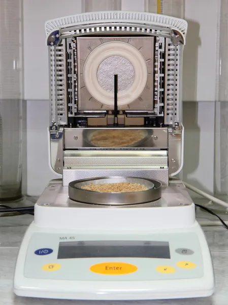 Moisture Analyzer flour dough. — Stock Photo, Image