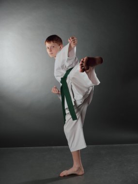 Genç karate man.