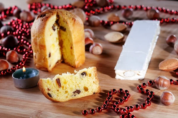 Panettone and candle — Stock Photo, Image