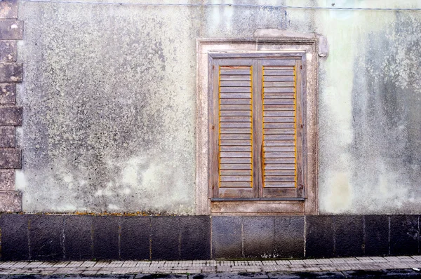 Ventana vieja —  Fotos de Stock