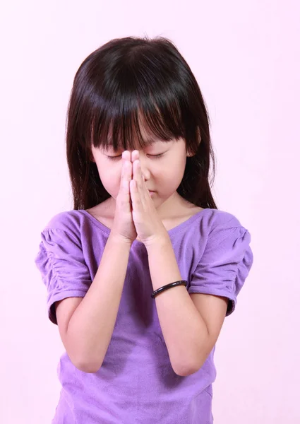 Dívka se modlit — Stock fotografie