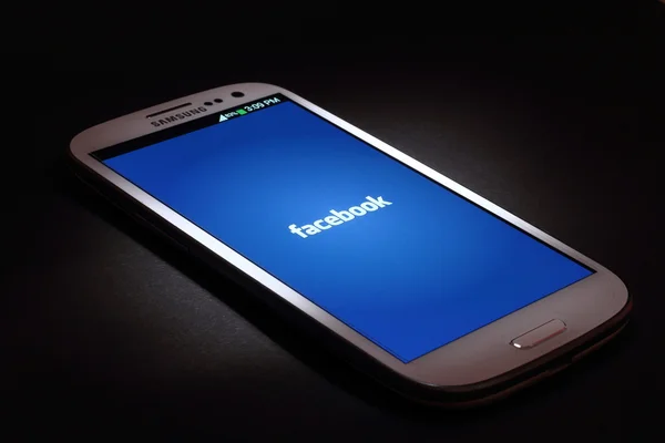 Facebook screen — Stock Photo, Image