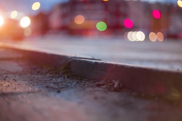 Fondo borroso - calle nocturna con farolas, ideal para — Foto de Stock