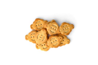 Beyaz arka plan üzerinde izole kraker yığını.