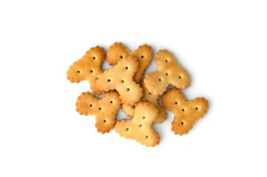 Beyaz arka plan üzerinde izole kraker yığını.