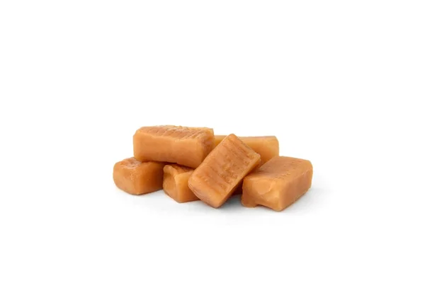 Haufen Karamell Toffee Bonbons Isoliert Auf Weißem Hintergrund — Stockfoto
