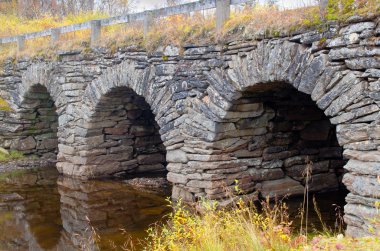 taş kemer Köprüsü