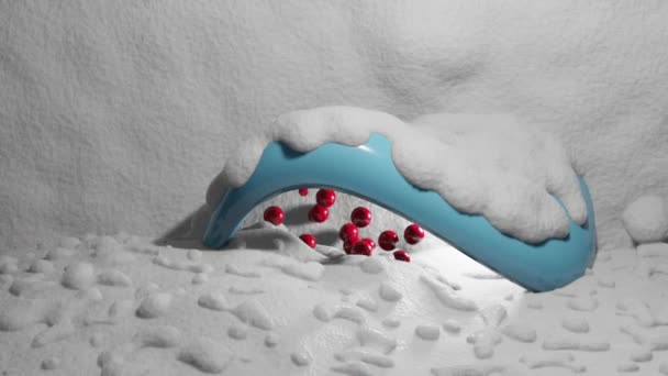 Круглая Форма Пыли Снегом Красными Шарами Падающими Снежный Белый Фон — стоковое видео