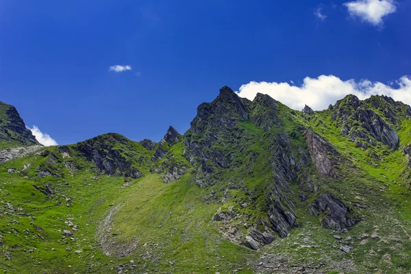 Bellissimo paesaggio montano — Foto Stock