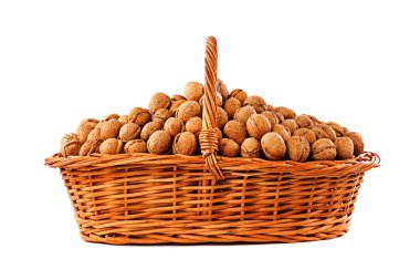 hasır sepet içinde ceviz