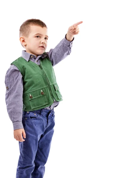 Retrato de un niño apuntando hacia arriba — Foto de Stock