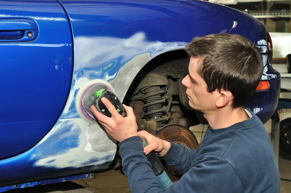 Car body worker. — Stock Photo, Image