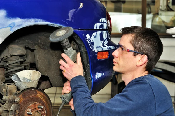 Werknemer uit de automobielsector lichaam. — Stockfoto