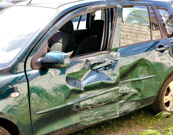 Destruição de automóveis. — Fotografia de Stock