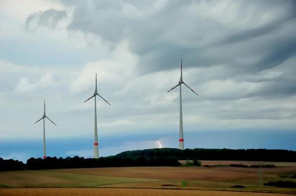 Windmill at storm — Stockfoto