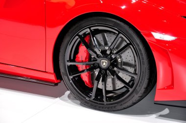 lamborghini araba gösterilen
