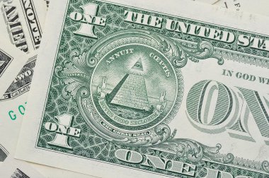 Bir Dolar.