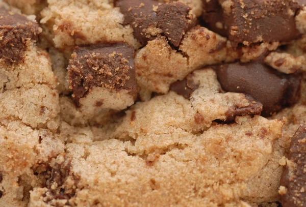 Primer plano de una gruesa galleta de chispas de chocolate — Foto de Stock