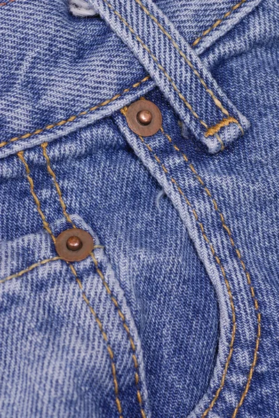 Detaljer från den främre fickan demin jeans — Stockfoto