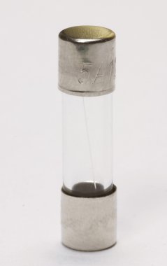 5 amper sigorta beyaz arka plan ile ilgili ayrıntılar