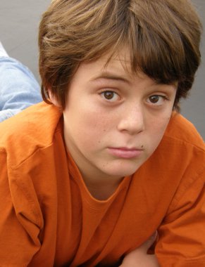 Genç çocukla öncesi tutum