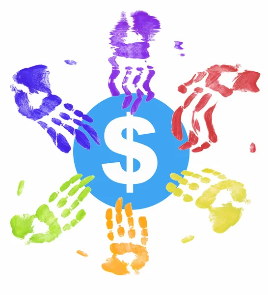 Banyak tangan berwarna yang berbeda semua mencoba untuk mendapatkan sepotong uang — Stok Foto