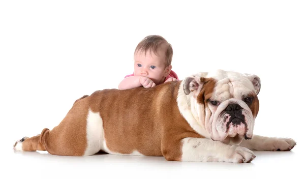 Barn och hund — Stockfoto