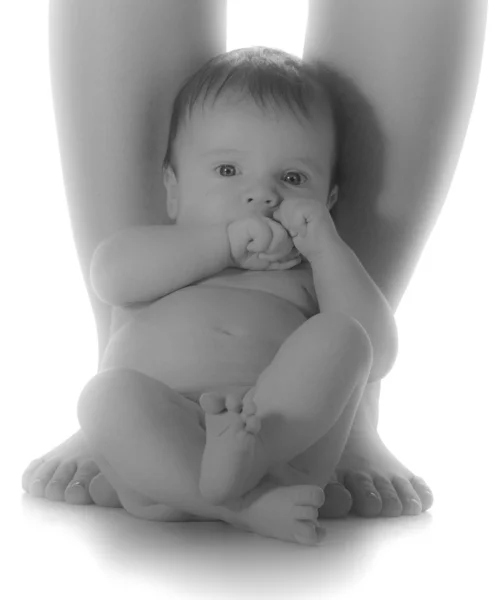 Yeni doğan kızı ve anne — Stok fotoğraf