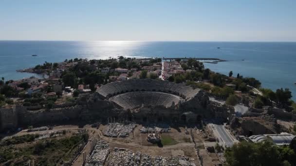 トルコ側半島に建てられた古代劇場 — ストック動画