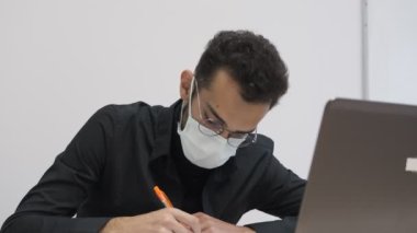 İnsan Maskesi Çalışması