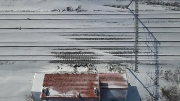 Estación de ferrocarril de invierno — Vídeos de Stock