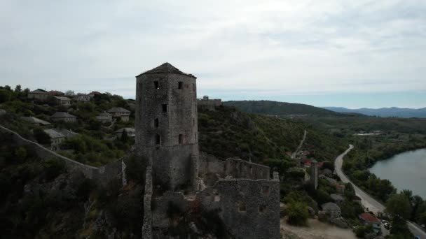 Historische Burg Pocitelj — Stockvideo