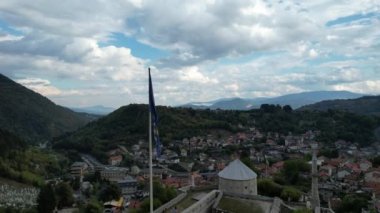 Bosna Kalesinde Bayrak