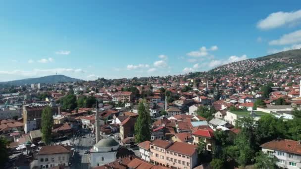 Aérea ciudad de Sarajevo — Vídeos de Stock