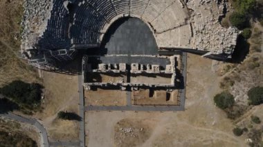 Tarihi Tiyatro Harabeleri