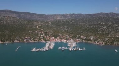Akdeniz Tatil Köyü Marina